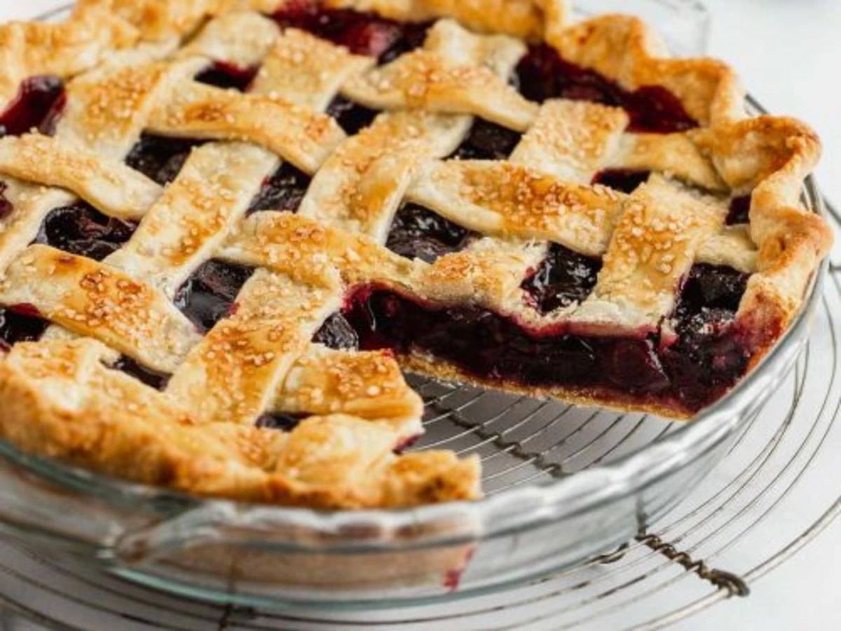 Bake the Best Cherry Pie: Secrets from the Pros