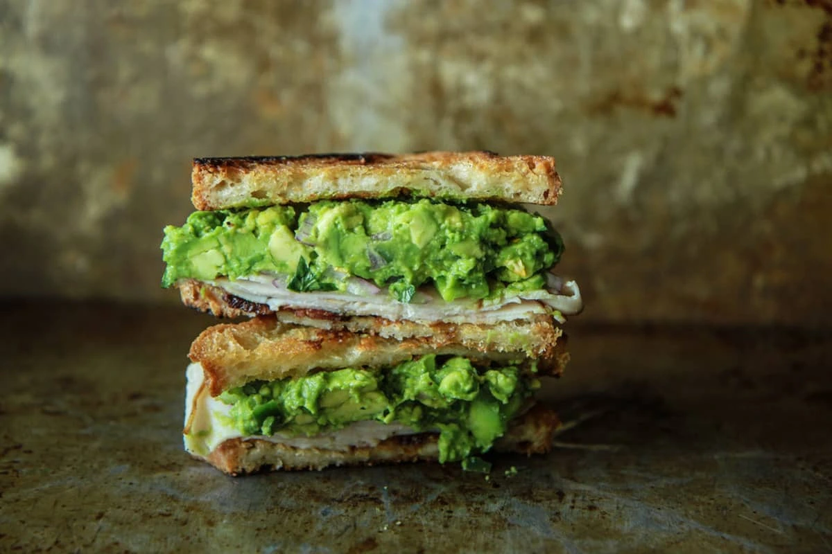 Irresistible Guacamole Recipe: Fresh Ingredients for Maximum Flavor