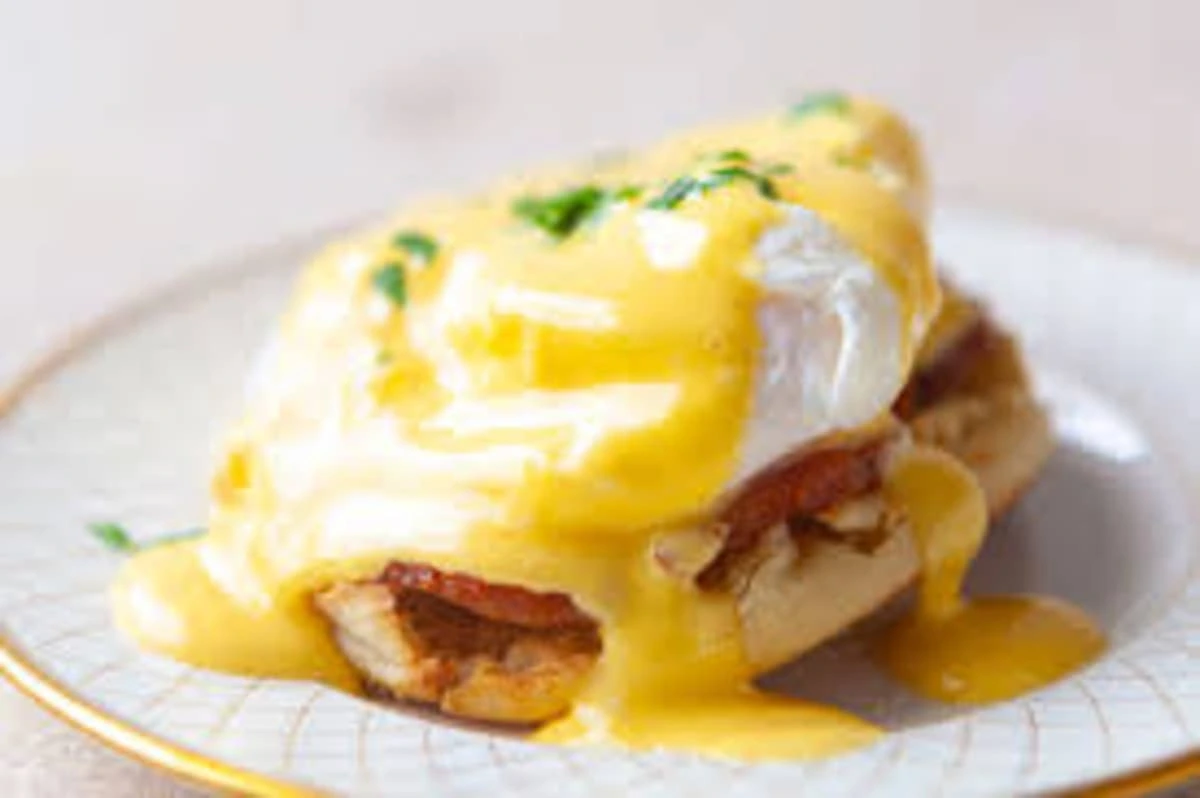 Eggs Benedict: A Luxurious Brunch Delight