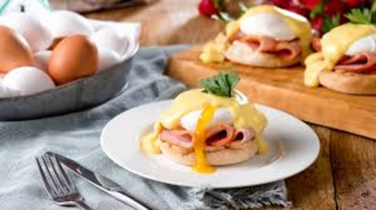 Eggs Benedict: A Luxurious Brunch Delight